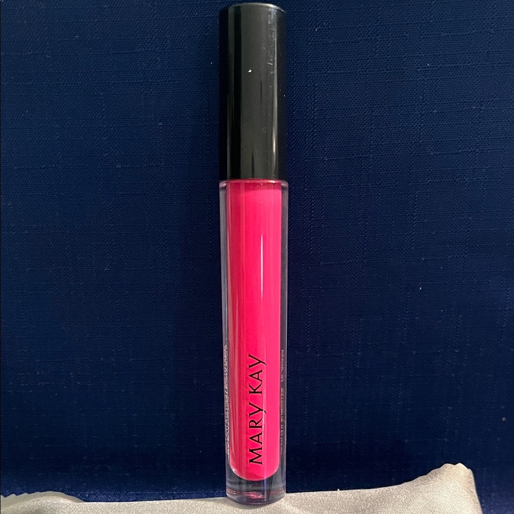Mary Kay AM05 Vivid Pink Lip Gloss 475